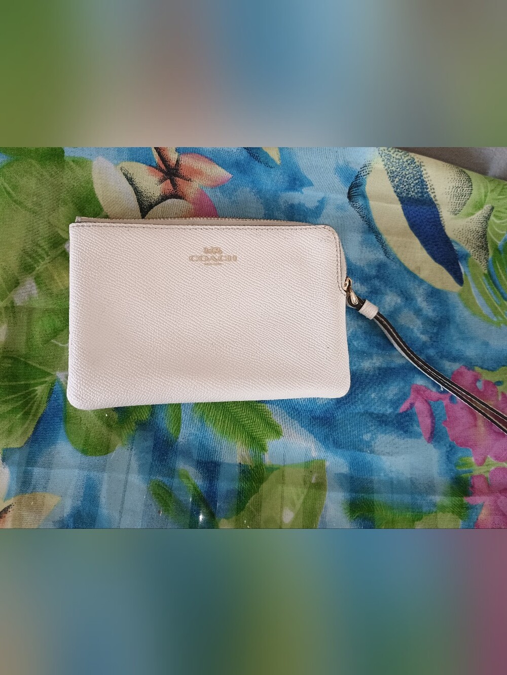 Coach Cream Leather Wristlet